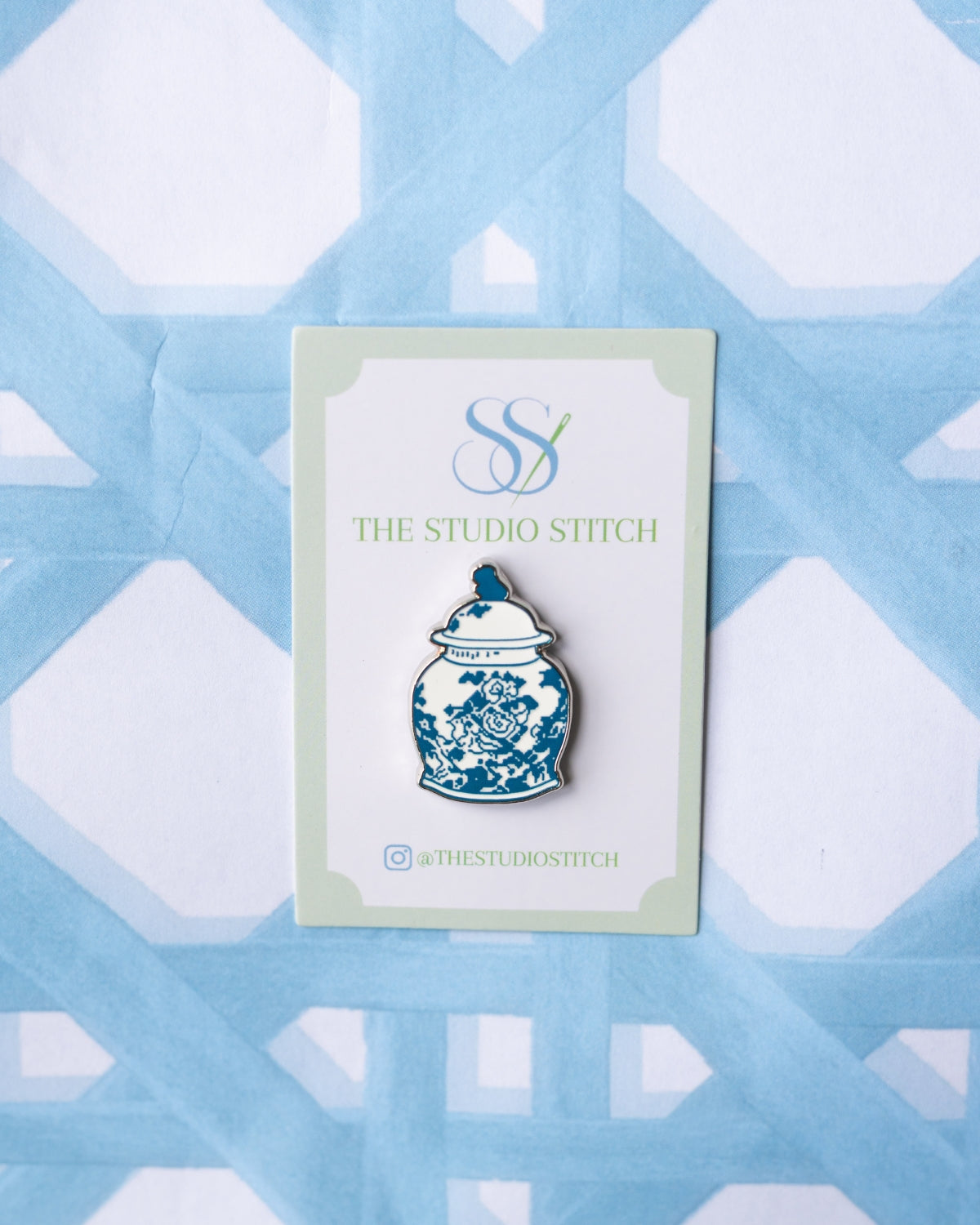 Blue and White Ginger Jar Needle Minder
