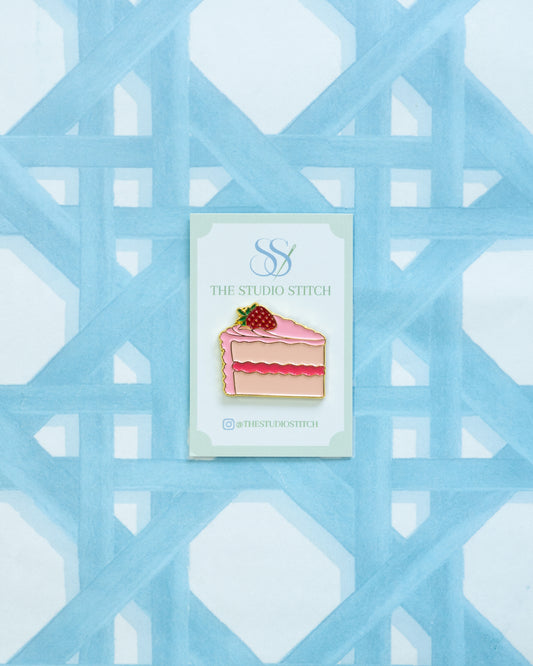 Strawberry Cake Needle Minder